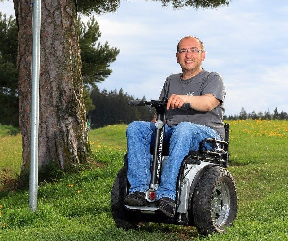 "Rollende Hoffnung" für Behinderte in Thailand: Allgäuer Stefan Rimmele im RSA-Podcast